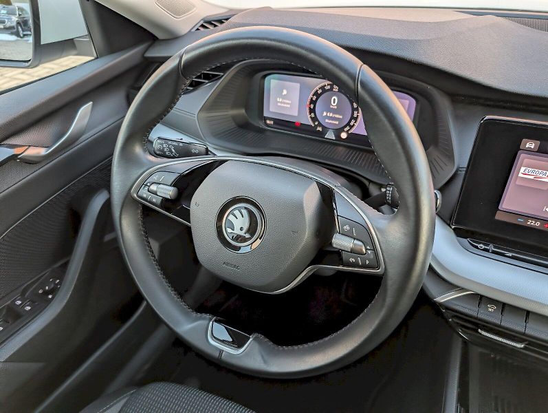 Škoda Octavia (2024) Combi 1,5 TSI / 110 kW Selecti - fotka 19 z 30