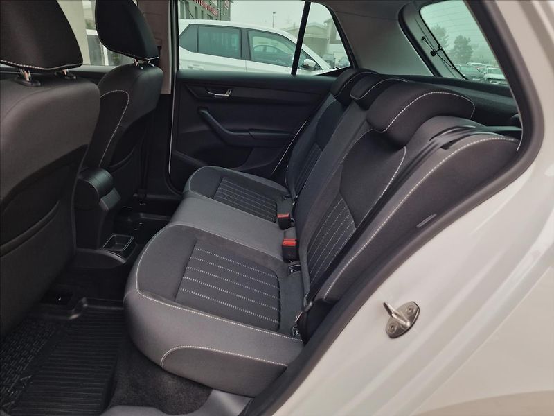 Škoda Fabia 1.0 TSI Style,původ ČR,1.Maj. - fotka 17 z 49