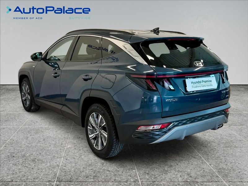Hyundai Tucson 1,6 T-GDI SMART 4X4 - fotka 6 z 17