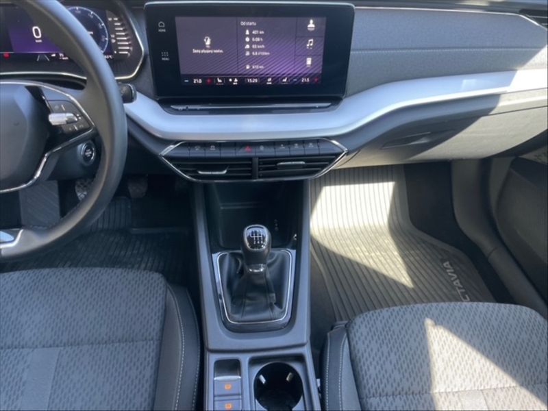 Škoda Octavia 1,5 TSI Style - fotka 10 z 11