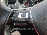 Volkswagen Golf (2015) 1.6TDi, ČR, DSG, park.asist - náhled 12