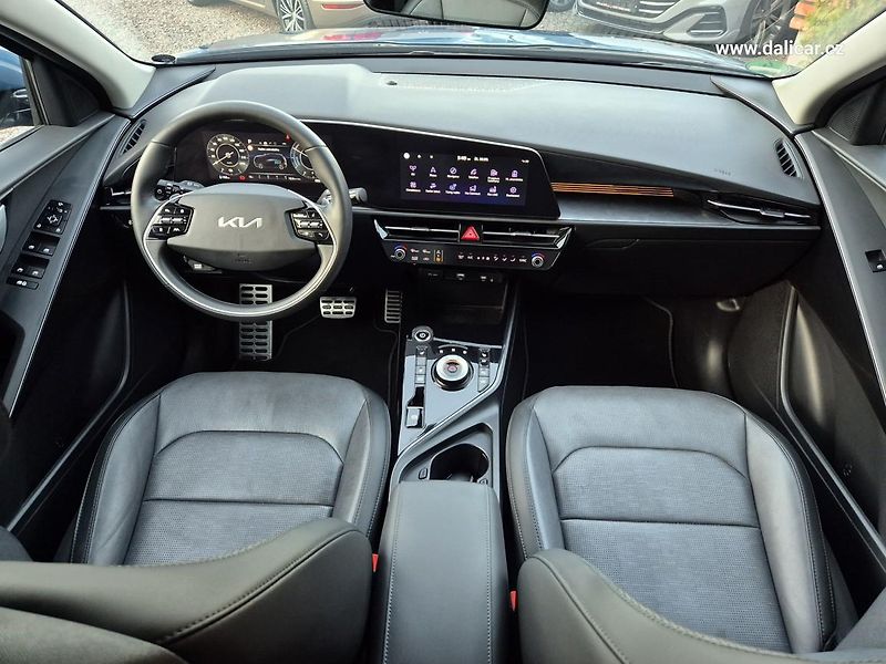 Kia e-Niro (2023) EV 150KW Inspiration Kamera - fotka 24 z 55