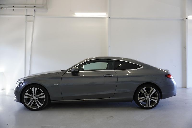 Mercedes-Benz Třídy C C 250 2.0-155 KW EDITION 1 - fotka 6 z 24