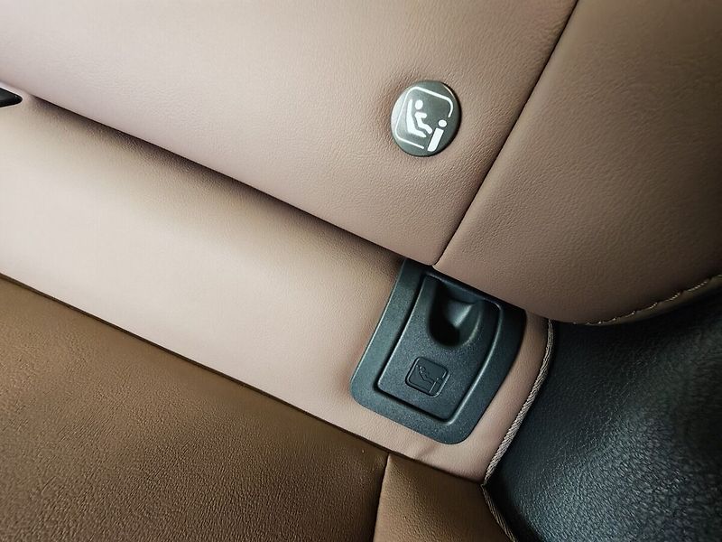 Lexus LBX 1.5 Hybrid Elegant TECH - fotka 20 z 41