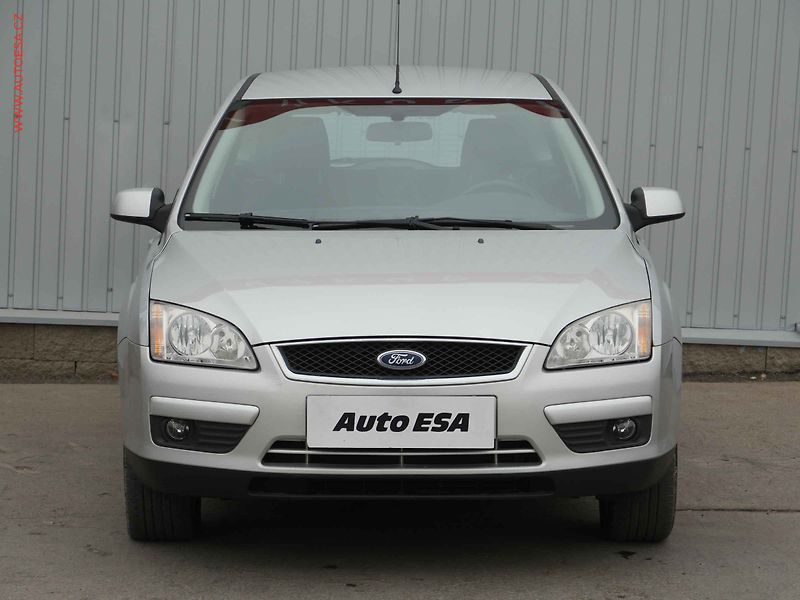 Ford Focus (2007) 1.6i, ČR, servis.kniha - fotka 2 z 15