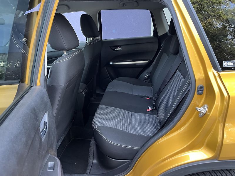 Suzuki Vitara 1,4 BoosterJet Elegance/servis - fotka 14 z 34