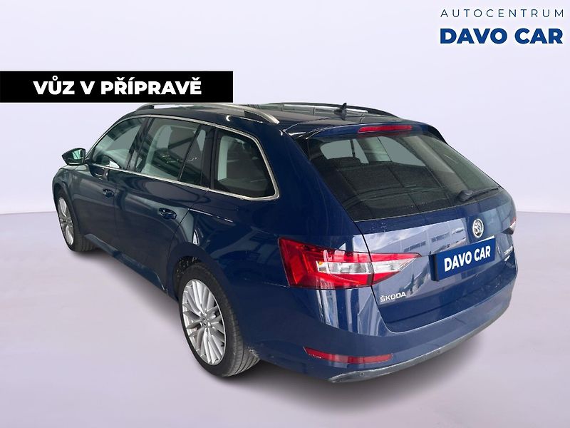 Škoda Superb 2,0 TDI 110kW CZ 4x4 Xenon - fotka 4 z 12