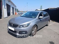 Peugeot 308 (2018) 1.6 hdi, AT, navi, autoAC - fotografie inzerátu