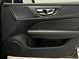 Volvo V60 B4 CORE AUT 1.maj. - náhled 41