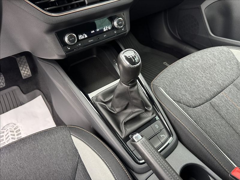 Škoda Kamiq 1,5 TSI STYLE DPH 1maj původČR - fotka 33 z 50