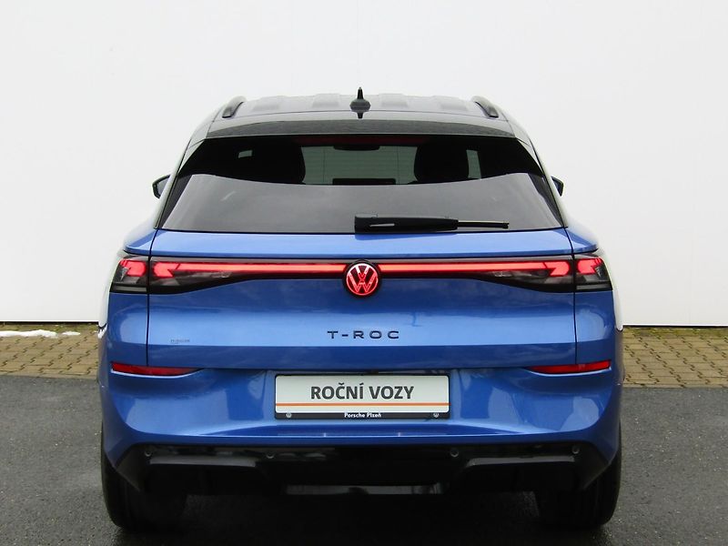 Volkswagen T-Roc R-Line 1,5 eTSI 110 kW 7DSG - fotka 11 z 30