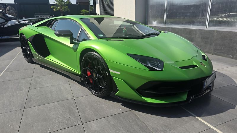 Lamborghini Aventador (2020) SVJ MAT GREEN-CARBON-SERVIS - fotografie inzerátu