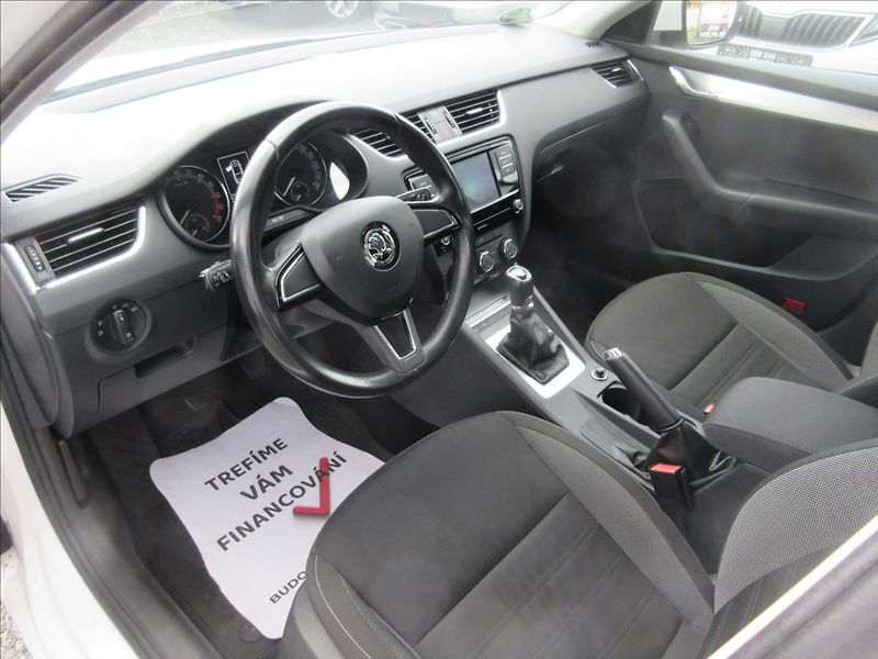 Škoda Octavia 1,6 TDI 85kW - fotka 6 z 11