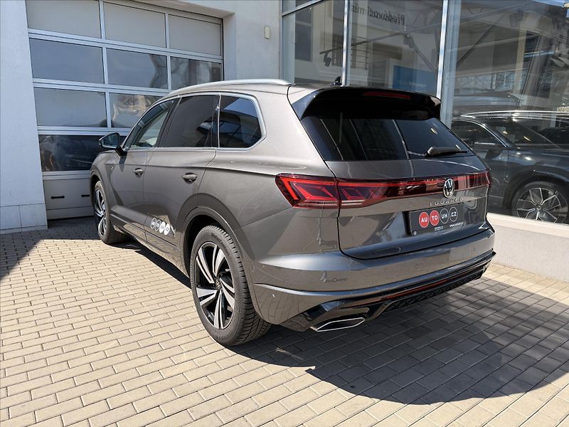 Volkswagen Touareg (2026) 3,0 TDI 210 kW 4MOT  R-Line - fotka 9 z 21
