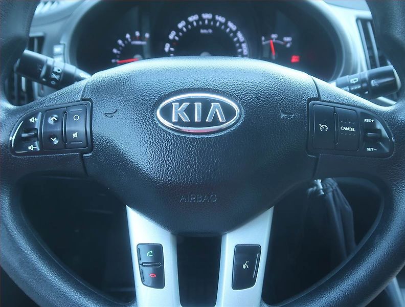 Kia Sportage (2011) 1.7 CRDi, Tempomat - fotka 15 z 15