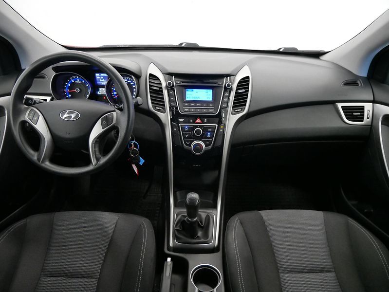 Hyundai i30 - fotka 5 z 23