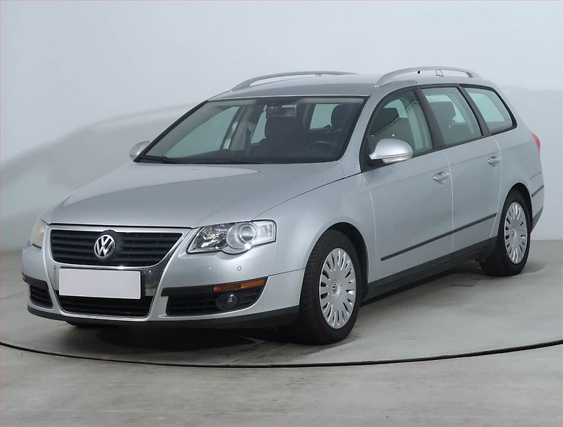 Volkswagen Passat (2005) 2.0 TDI, Tažné, udržované - fotka 2 z 16