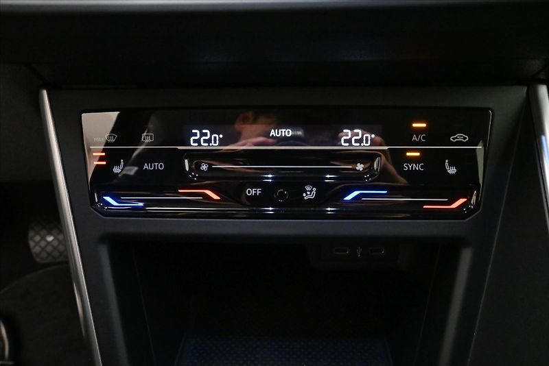 Volkswagen Taigo 1,0 TSI 81 kW DSG LIFE Záruka - fotka 20 z 29