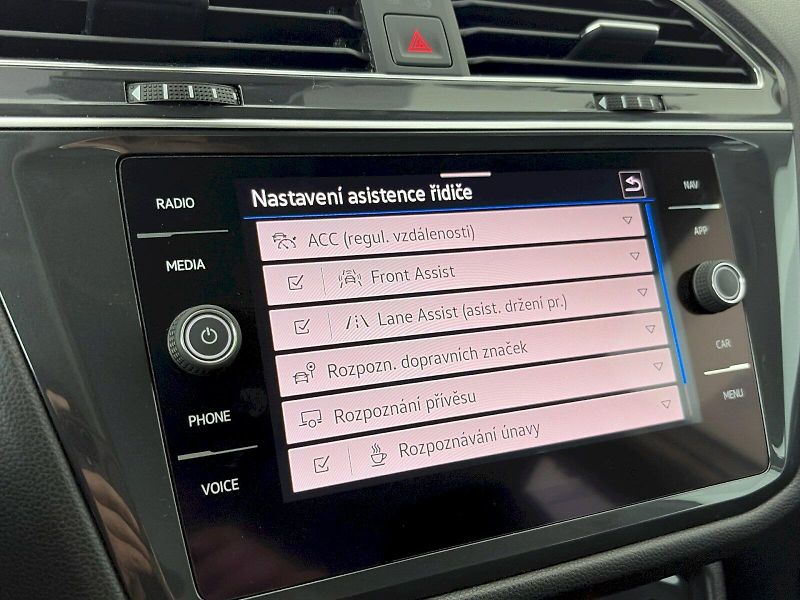 Volkswagen Tiguan Allspace (2023) 2.0 TDI 147kW 4Motion DSG - fotka 15 z 36