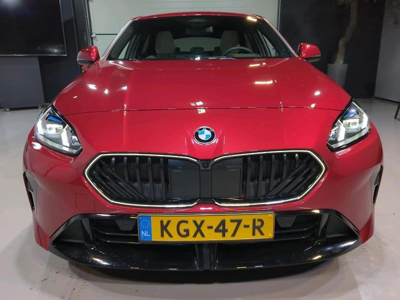 BMW Řada 1 120 - fotka 2 z 8