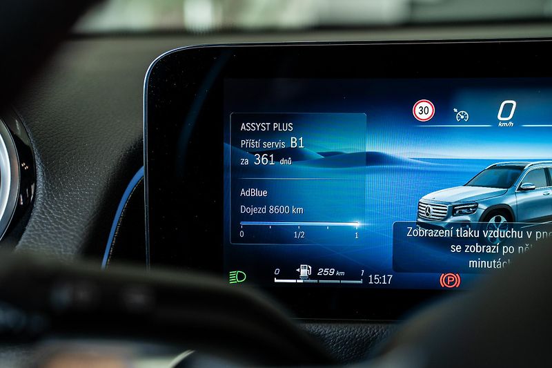 Mercedes-Benz GLB (2025) 200 d 4M/AMG/ESP/MULTIBEAM/TOP - fotka 18 z 19