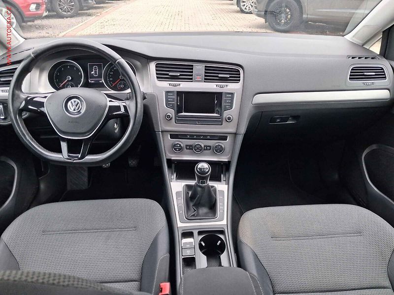 Volkswagen Golf (2015) 1.4 TSi, Comfortline, TZ - fotka 8 z 16