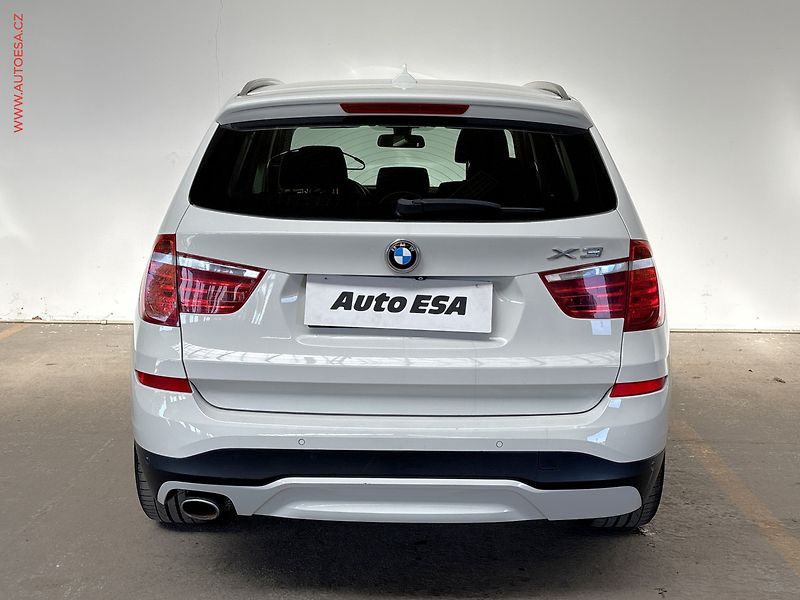 BMW X3 (2014) 2.0d xD, ČR, AT - fotka 5 z 17