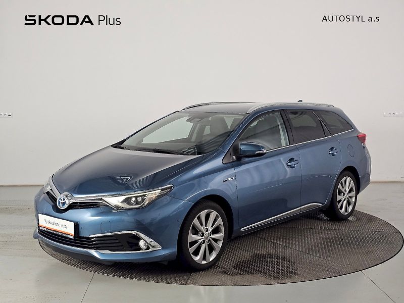 Toyota Auris (2015) TS 1.8HEV EXECUTIVE - fotka 1 z 29
