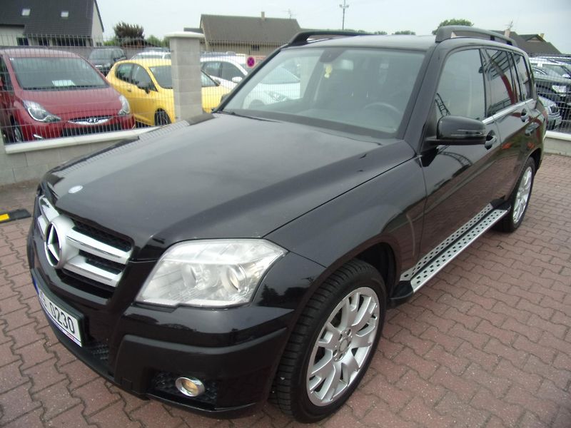 Mercedes-Benz GLK (2009) 350 CDI V6 4MATIC TEMP AC - fotka 2 z 36