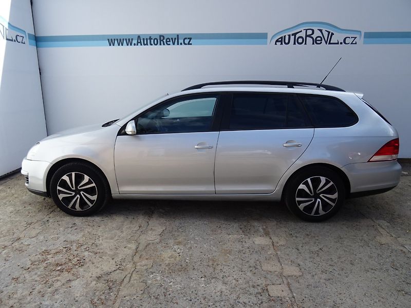 Volkswagen Golf (2009) 1.9TDi,77kW,S.kniha - fotka 6 z 22