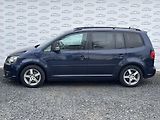 Volkswagen Touran (2013) 2.0TDI, 103kW. DSG, 7míst - náhled 4