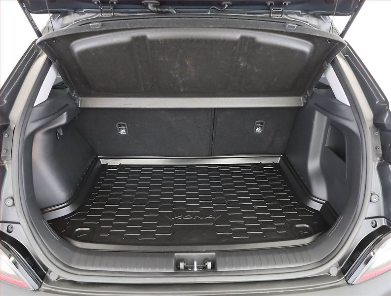 Hyundai Kona (2023) Hybrid - fotka 18 z 19