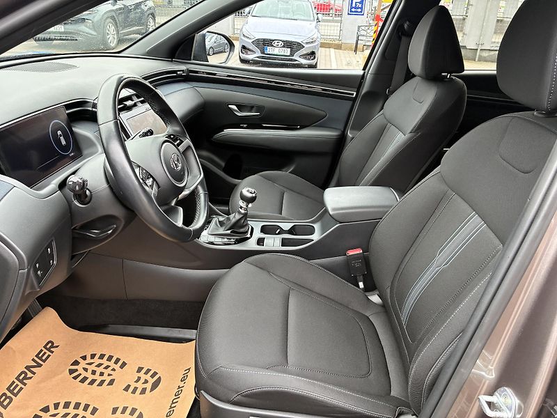 Hyundai Tucson 1.6T-GDi 132kW, REZERVACE - fotka 11 z 30
