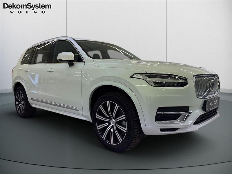 Volvo XC90 (2024) 2,0 B5 AWD PLUS Bright - fotka 2 z 15