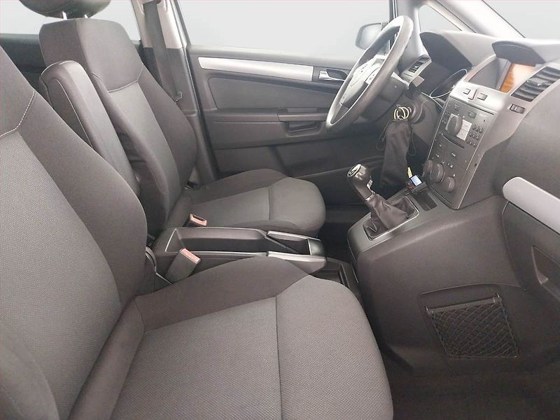 Opel Zafira (2007) 1.9 CDTI, po STK - fotka 9 z 20