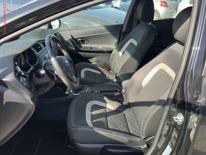 Kia Ceed (2019) 1.6 CRDi, 1.maj,ČR, servis - fotka 9 z 22