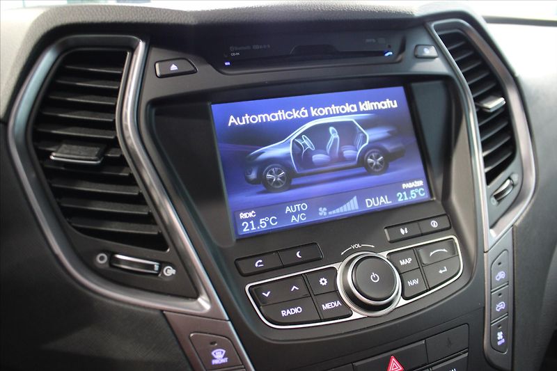 Hyundai Grand Santa Fe CRDi 4WD Premium 7Míst/Pano/Ta - fotka 20 z 34