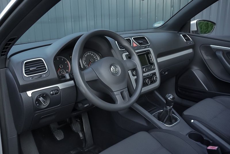 Volkswagen EOS 1.4 TSI NOVÁ STŘECHA - fotka 29 z 31