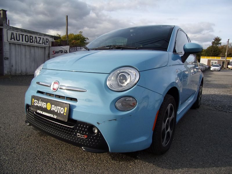 Fiat 500e (2017) 24kWh ATRAKTIVNÍ BARVA+VÝBAVA  - fotografie inzerátu