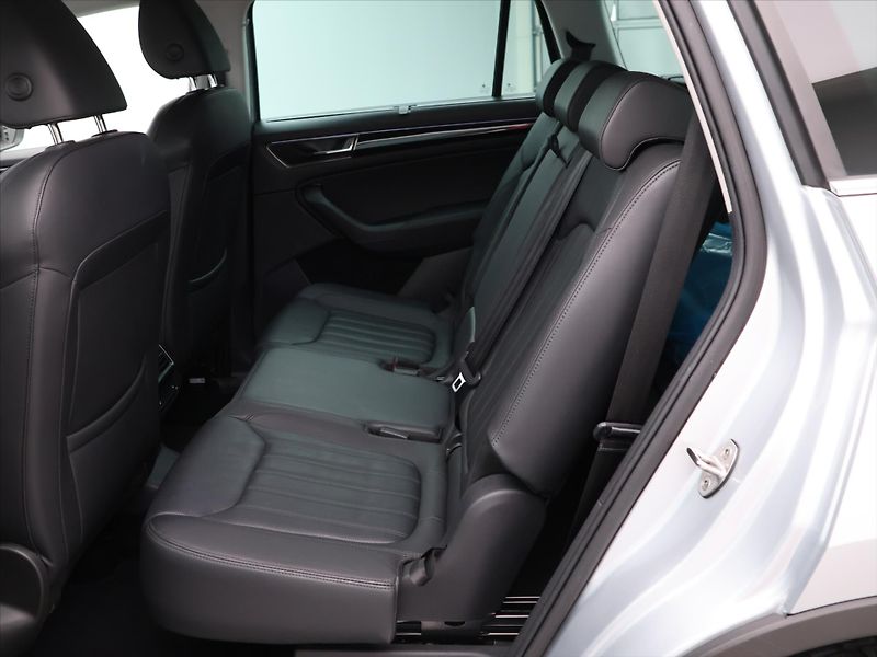 Škoda Kodiaq 2,0 TDI 147 kW L&K 4x4 DSG DPH - fotka 14 z 35