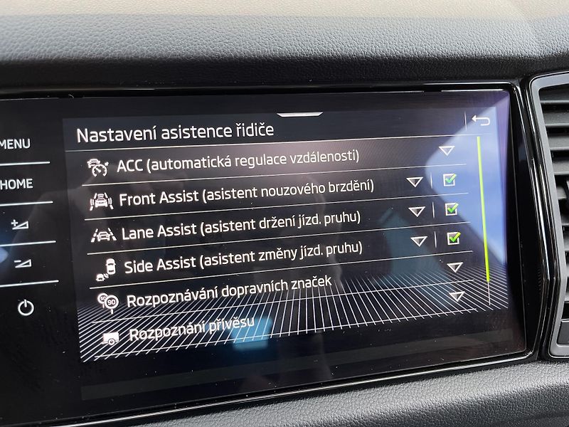 Škoda Kodiaq (2021) 1.5TSI*DSG*ACC*TAŽNÉ*4xVÝHŘEV - fotka 33 z 52