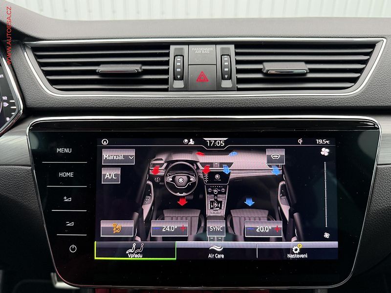 Škoda Superb (2021) 2.0 TDi, Style, DSG, LED - fotka 19 z 21