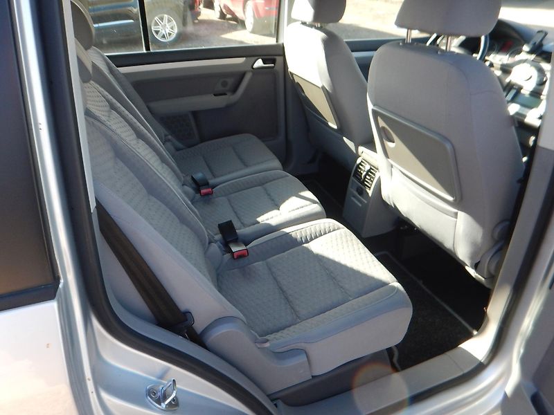 Volkswagen Touran 2.0 TDI, DIGIKLIMA - fotka 12 z 26