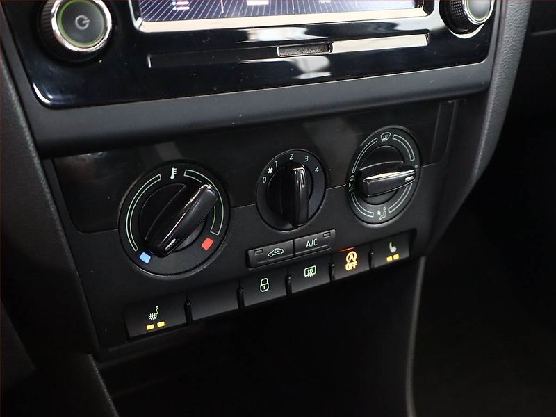 Škoda Rapid (2019) Spaceback 1.0 TSI, Serv.kniha - fotka 15 z 15