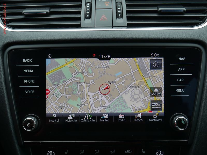 Škoda Octavia (2019) 1.5 TSi, ČR, Style, LED, navi - fotka 19 z 24