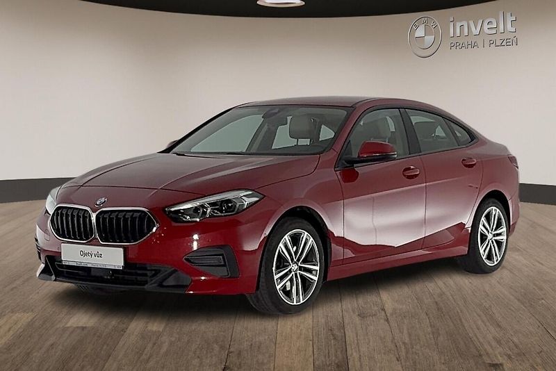 BMW Řada 2 218i - fotka 1 z 21