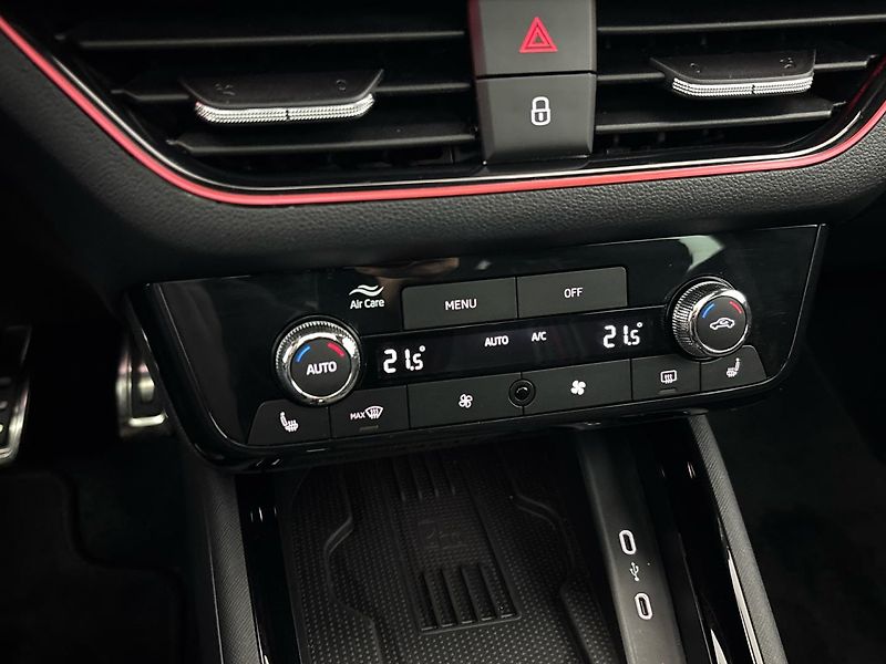Škoda Scala Monte Carlo DSG - fotka 19 z 28