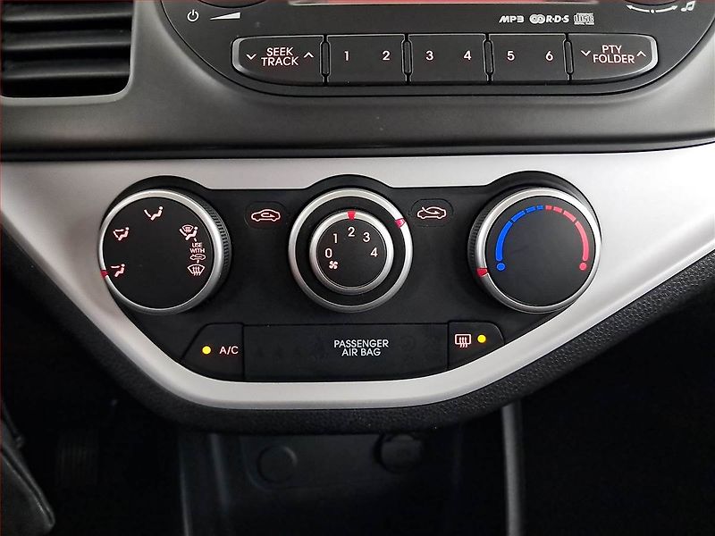 Kia Picanto (2014) 1.0, ČR,1.maj - fotka 15 z 16