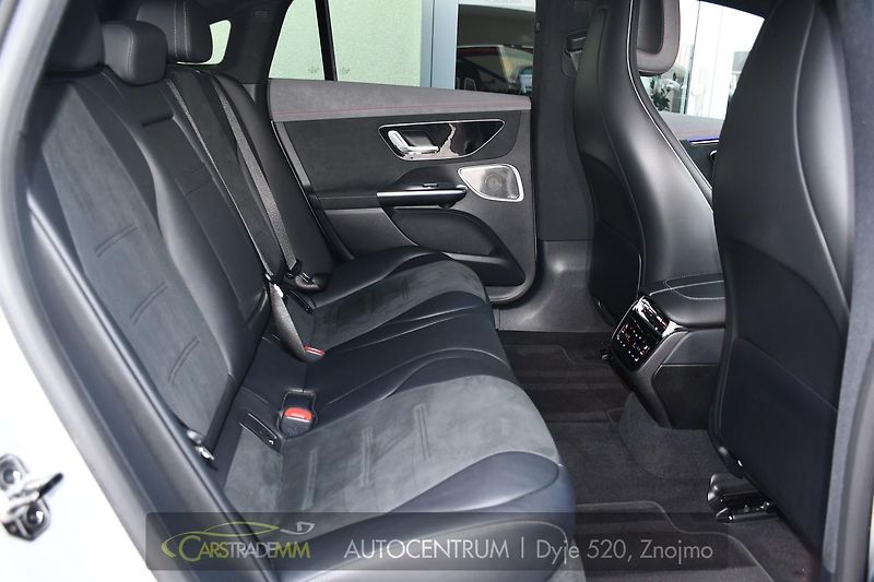Mercedes-Benz EQE 43 AMG  - fotka 19 z 60