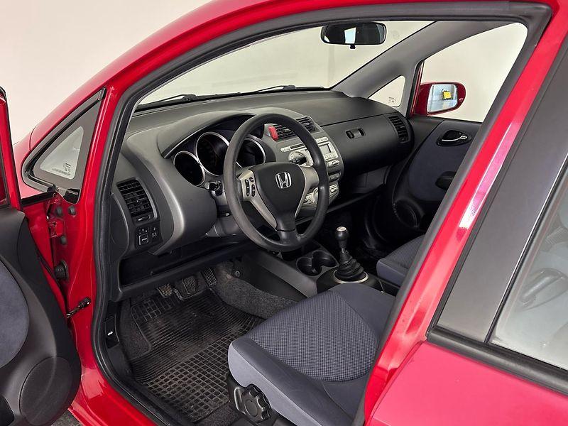 Honda Jazz Hatchback - fotka 6 z 26